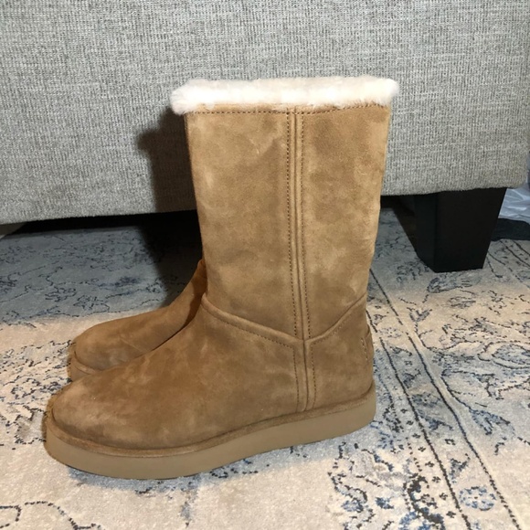 UGG Classic Short Blvd Faux Fur Lined Boot - Picture 6 of 11